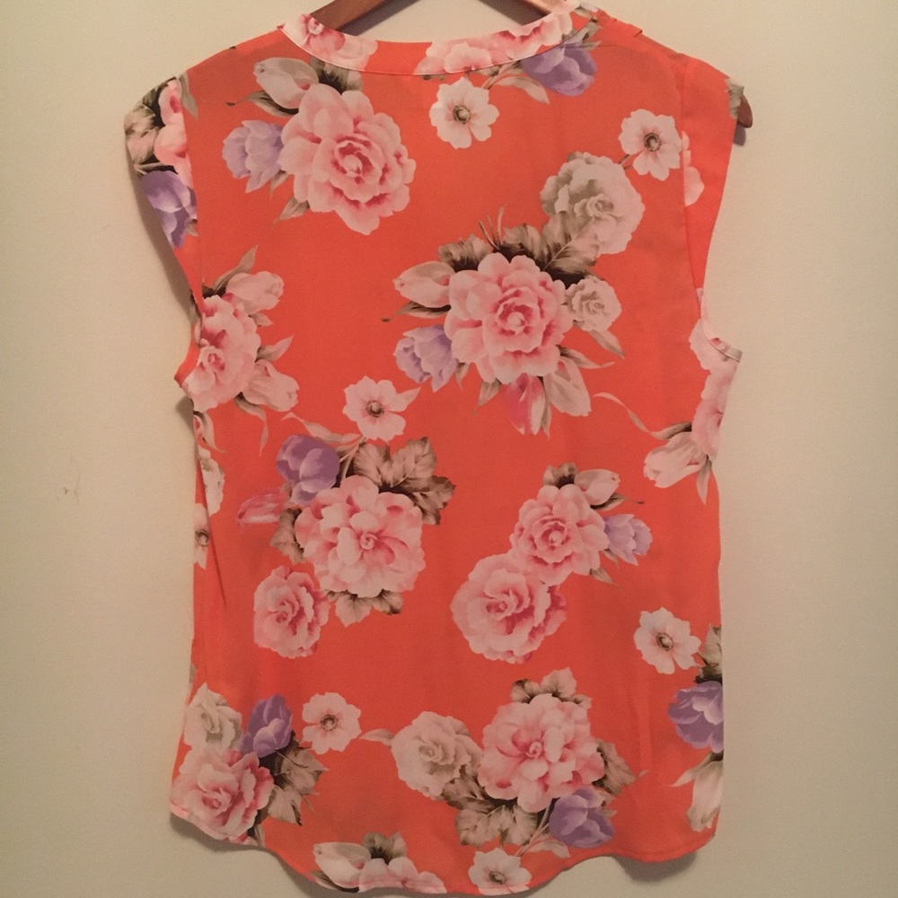 • LOCAL SALE // lauren conrad sleeveless floral coral blouse • - Picture 7 of 9